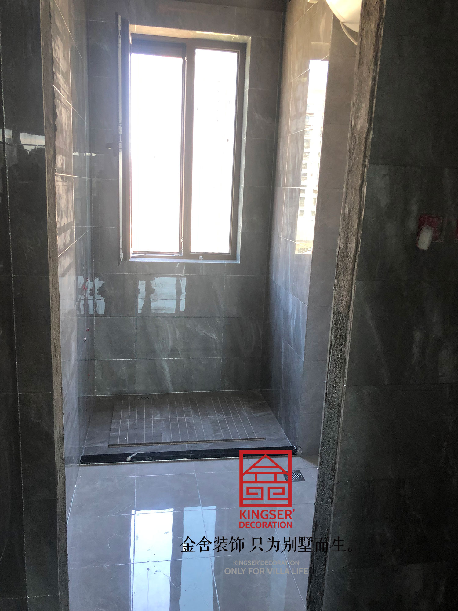 中冶德賢公館143平輕奢風格裝修施工現場