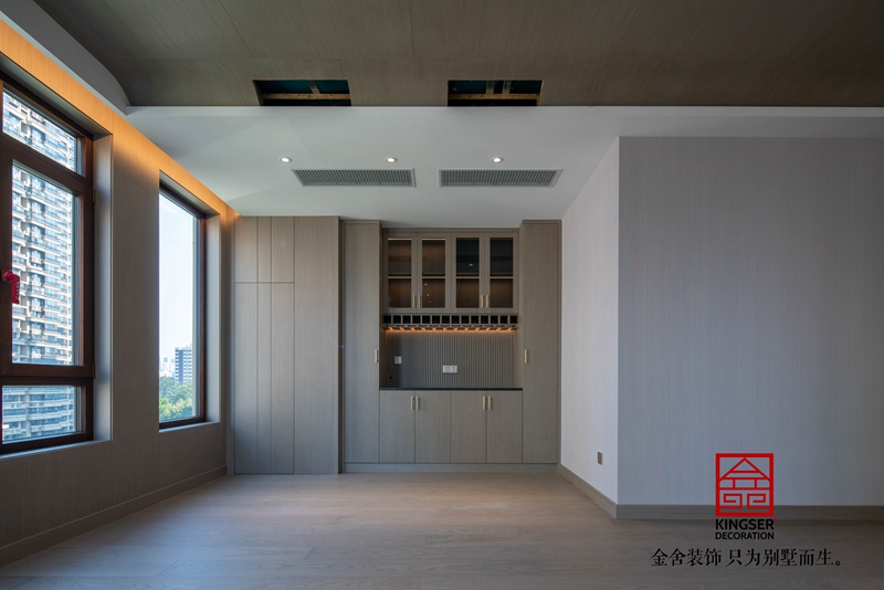 玫瑰灣300平別墅裝修主材安裝完工現場